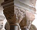 Pareja de capiteles 2 de la galera este del monasterio de Santa Mara de L'Estany