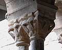Pareja de capiteles 7 de la galera este del monasterio de Santa Mara de L'Estany