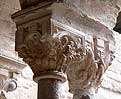 Pareja de capiteles 3 de la galería norte del monasterio de Santa María de L'Estany
