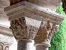 Pareja de capiteles 7 de la galería norte del monasterio de Santa María de L'Estany