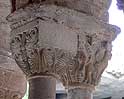 Pareja de capiteles 9 de la galera norte del monasterio de Santa Mara de L'Estany