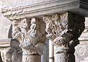 Pareja de capiteles 1 de la galería oeste del claustro de Saint-Paul-de-Mausole