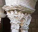 Pareja de capiteles 2 de la galera oeste del claustro de Saint-Paul-de-Mausole