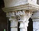 Pareja de capiteles 6 de la galería oeste del claustro de Saint-Paul-de-Mausole