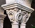 Pareja de capiteles 1 de la Galería sur del claustro de Saint-Paul-de-Mausole