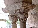 Pareja de capiteles 5 de la Galera sur del claustro de Saint-Paul-de-Mausole