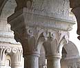Pareja de capiteles 2 de la galera este del claustro de la abada de Senanque