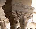 Pareja de capiteles 6 de la galera este del claustro de la abada de Senanque