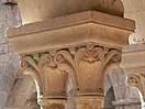 Pareja de capiteles 5 de la galería norte del claustro de la abadía de Senanque