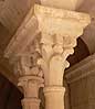 Pareja de capiteles 3 de la sala capitular del claustro de la abada de Senanque