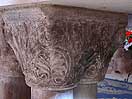Capiteles de la galería porticada de Vizcainos de la Sierra conservados en el interior de la iglesia 