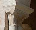 Capitel 1 de la galería porticada de San Miguel de Beleña del Sorbe