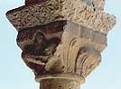Capitel 3 de la galería porticada de Ntra. Sra. de Rivero de San Esteban de Gormaz