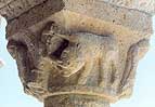 Capitel 6 de la galería porticada de Ntra. Sra. de Rivero de San Esteban de Gormaz